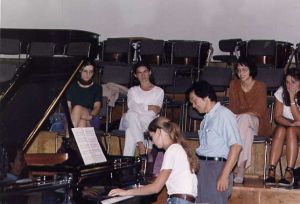 Prof. Lee Kum-Sing during a lesson with Magdalena Blum in the Wroclaw Philharmonic Hall. In the 2nd row (third from the left) Izabela Abraszko - interpreter.